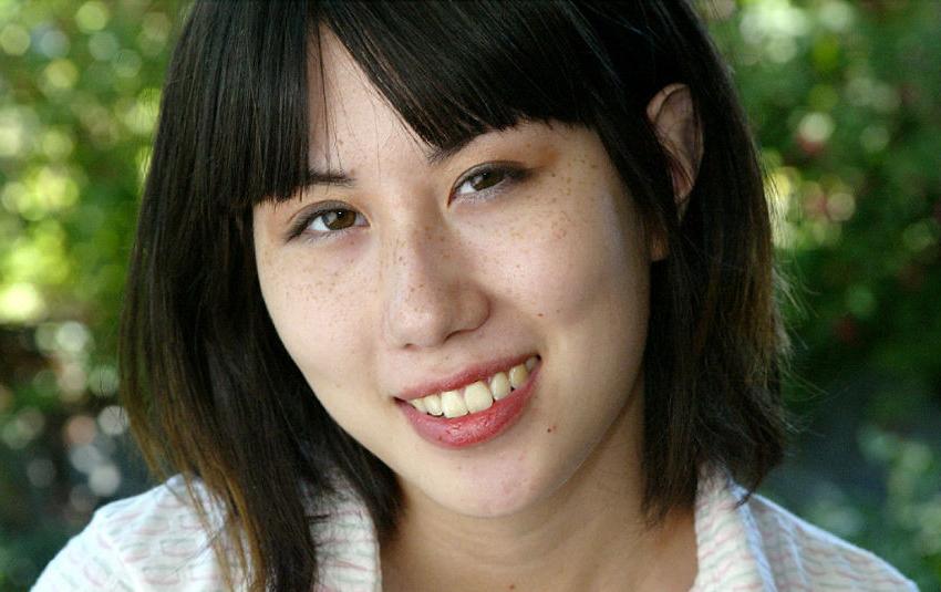 20P Lonely Asian girl shows hairy pussy