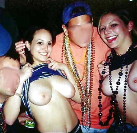 25P Titty Flash Expo