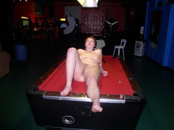 18P Fatty legs and foot on billiard