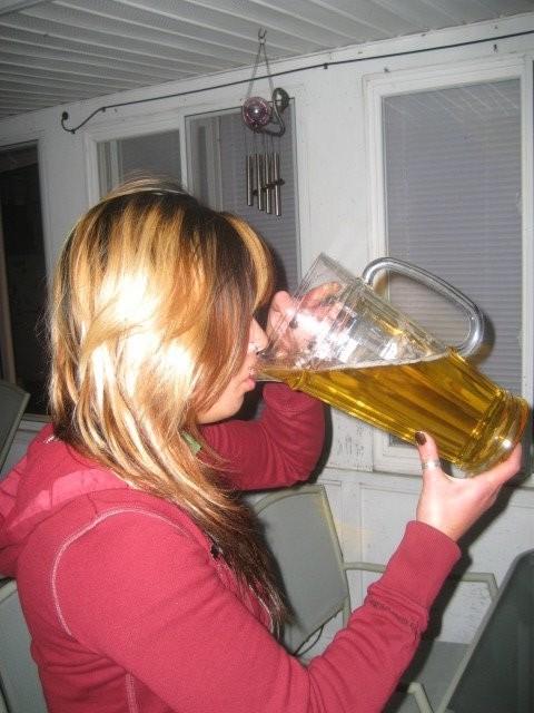 15P Check out my hot girlfriends get horny in these amateur pics