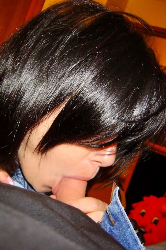 15P Cutie amateur girls showing tits and sweet pussies