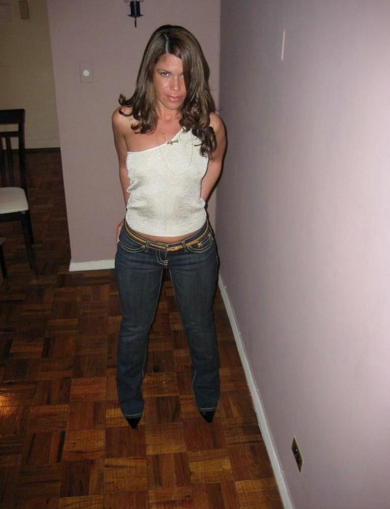 15P Amateur self shooting teens showing their bodies