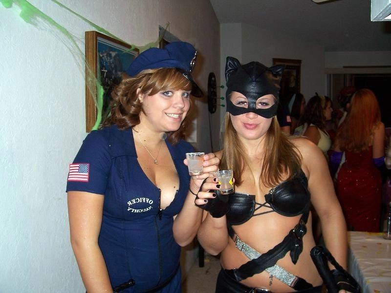 15P Many hottest amateur teens and babes posing on camera