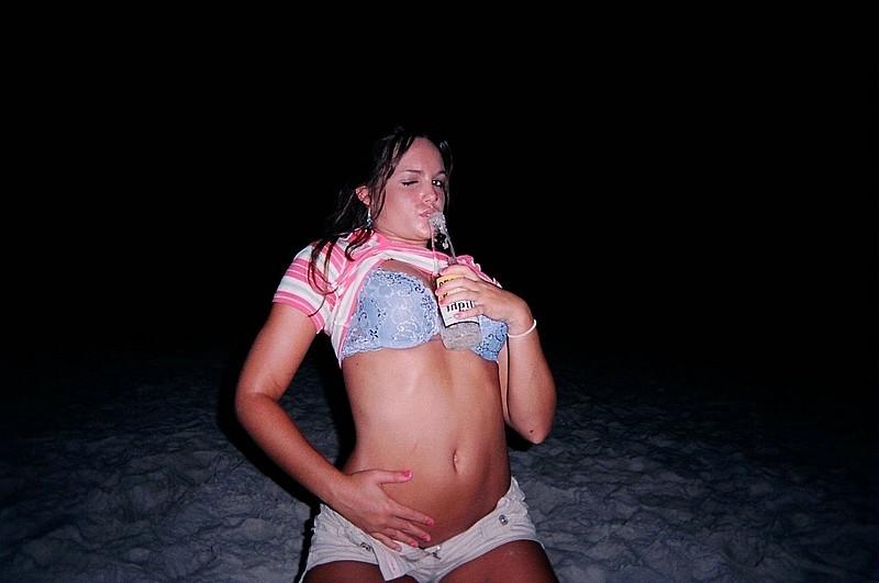 15P Many hottest amateur teens and babes posing on camera