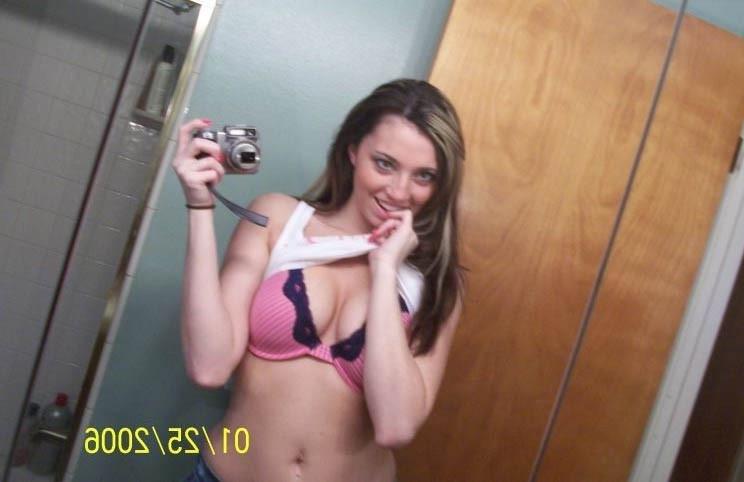 15P Very happy amateur teens with perfect bodies strip