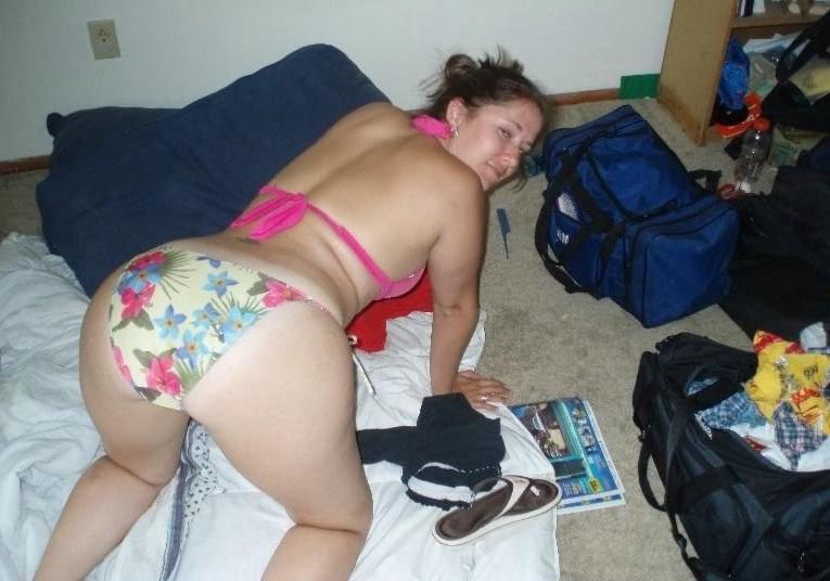 15P Hot and sexy fotos of different beautiful amateur teens