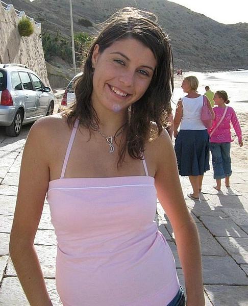 15P Many hottest amateur teens and babes posing on camera