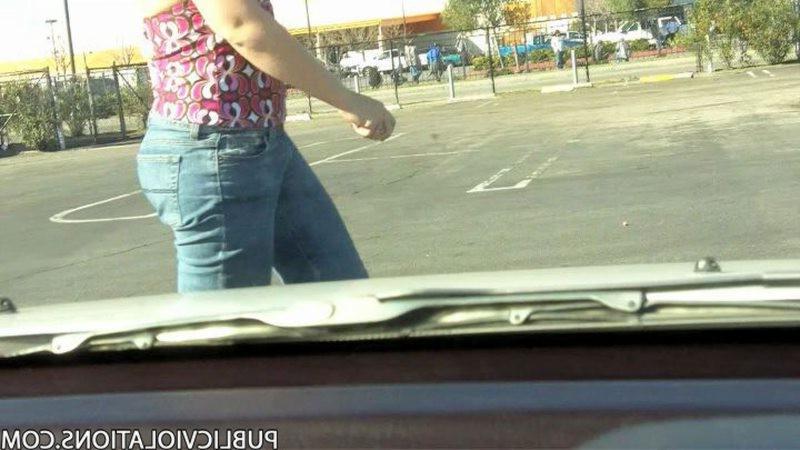 12P Amateur chick fights off a pervert on the street