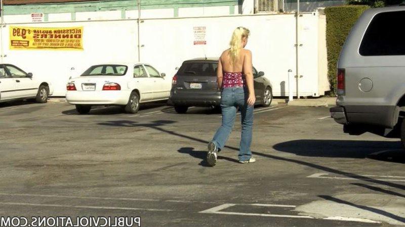 12P Amateur chick fights off a pervert on the street