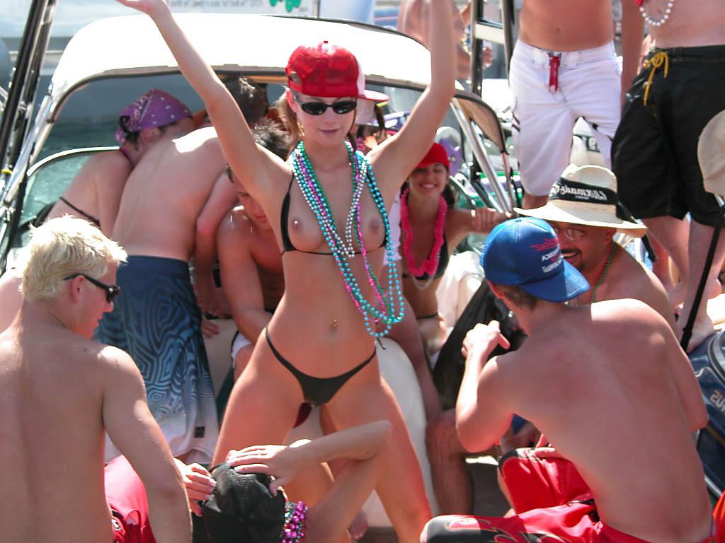 16P Spring break college girls flashing their boobies