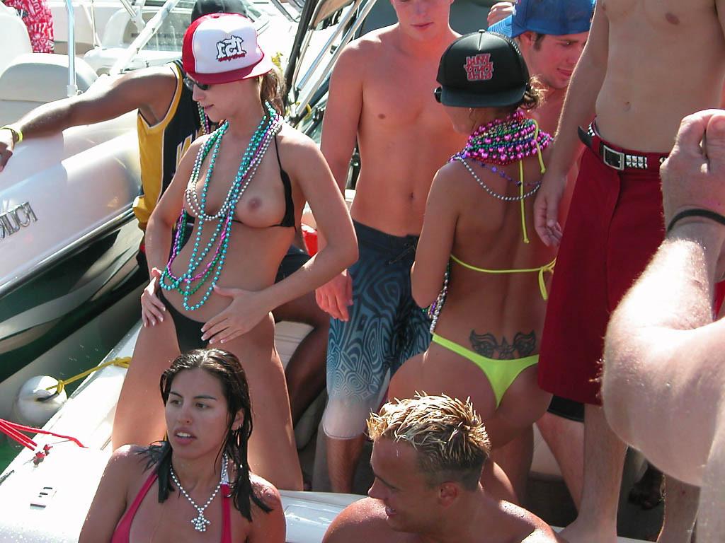 16P Spring break college girls flashing their boobies