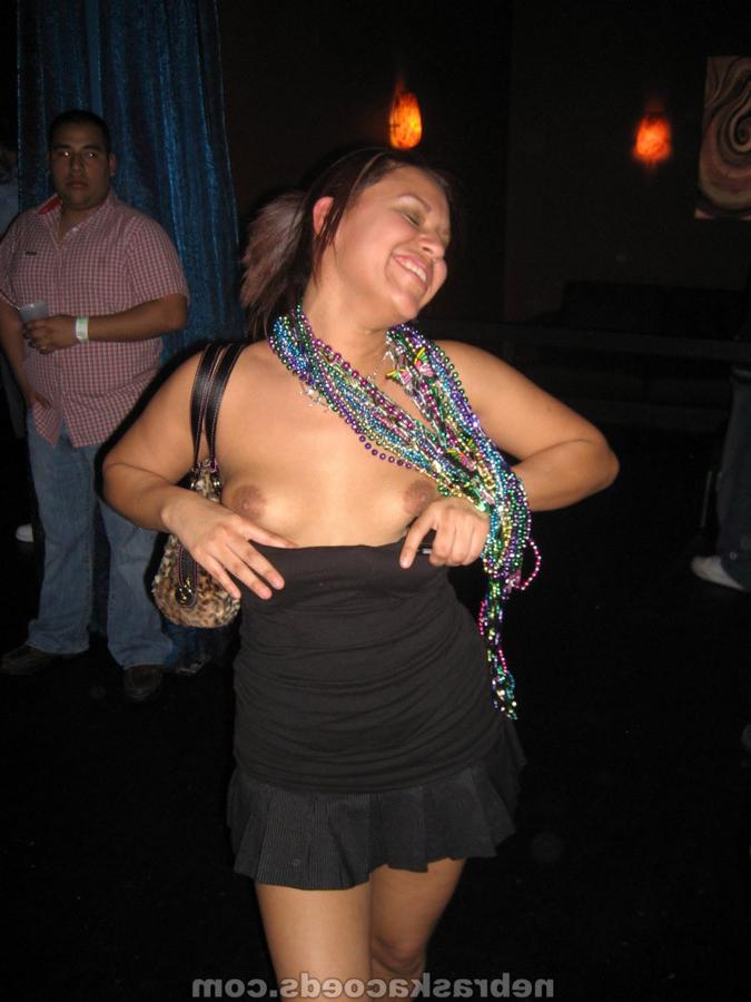 16P Party girls get drunk and flash their boobs