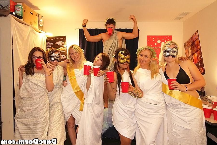 15P Drunk amateur college teen freshmen theme party