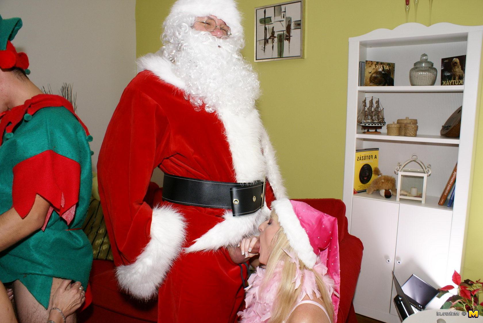16P santa a elf and some horny milfs make for a wet xmas