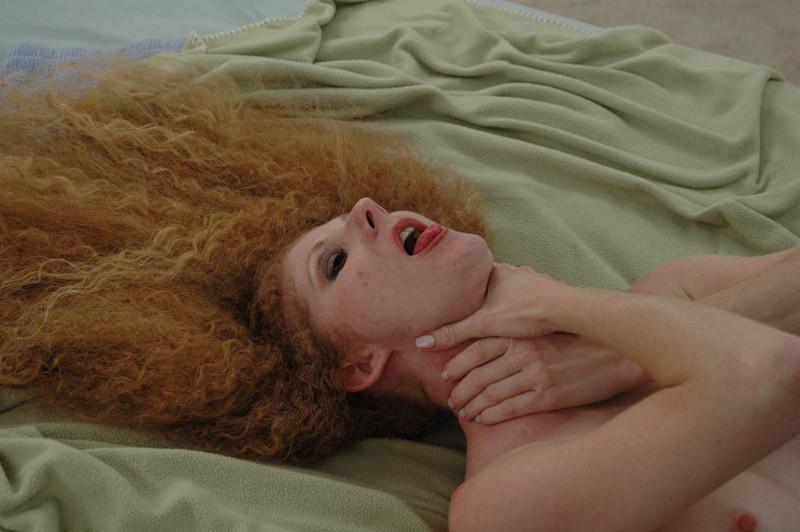 20P Red heard tramp has hairy muff.