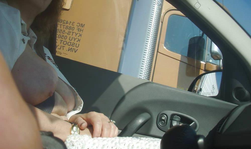 12P Flashing truckers 1