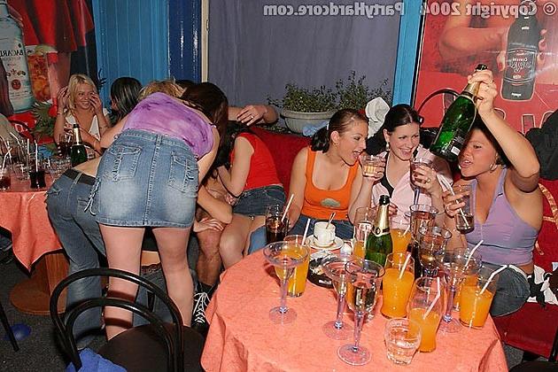 16P Wild girls sucking and fucking strangers