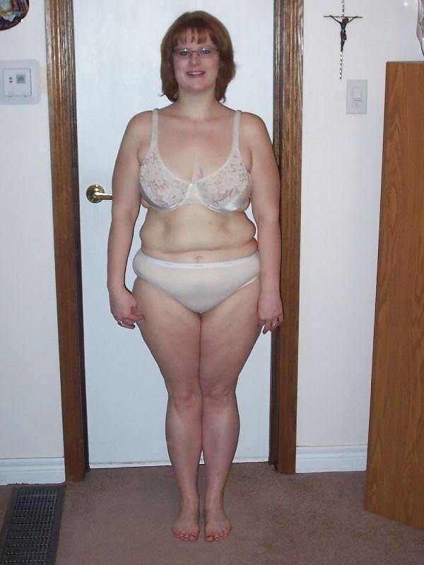 25P MILF in lingerie