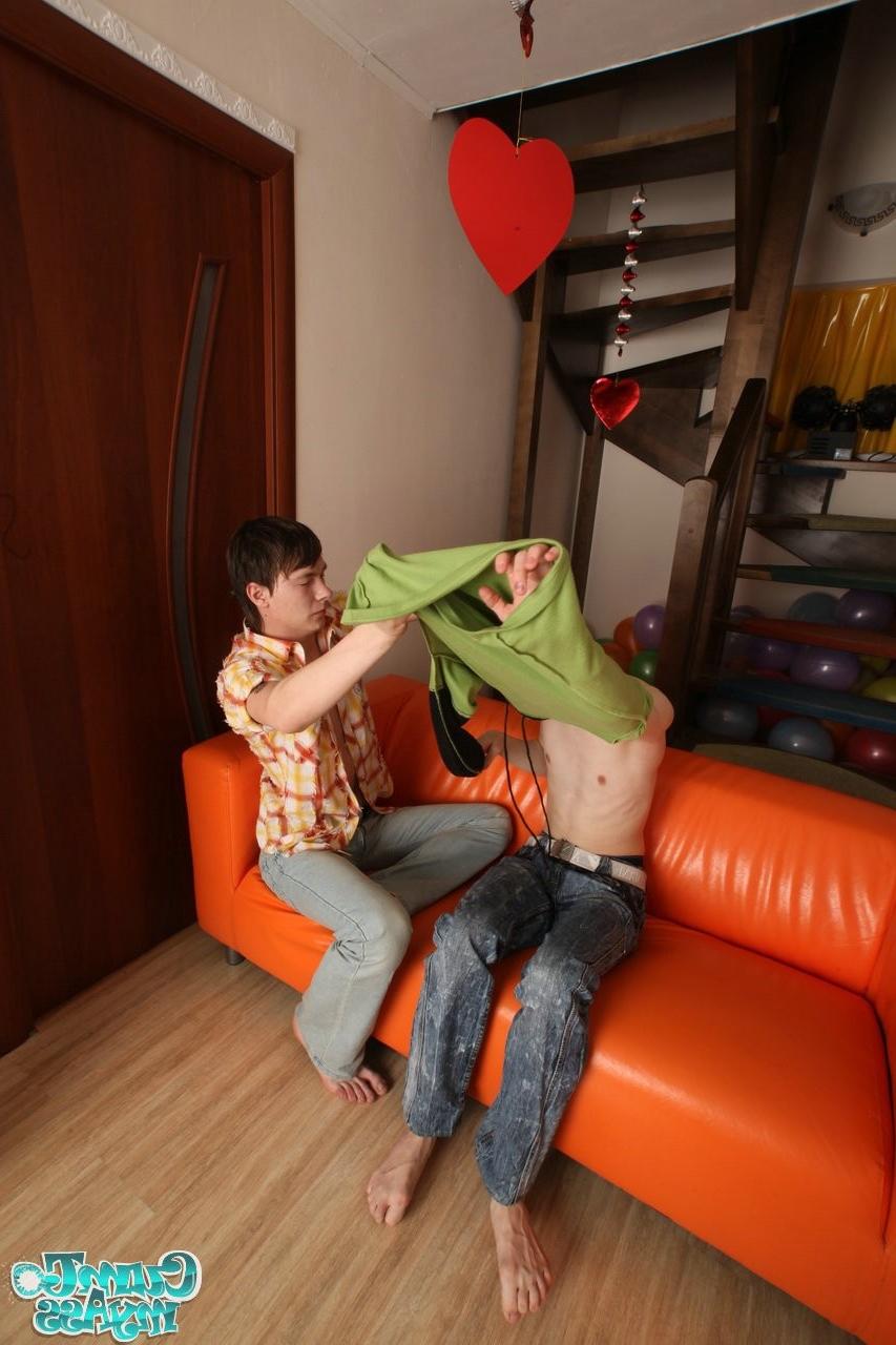 15P Cold leather sofa is a great spot for horny homos to screw