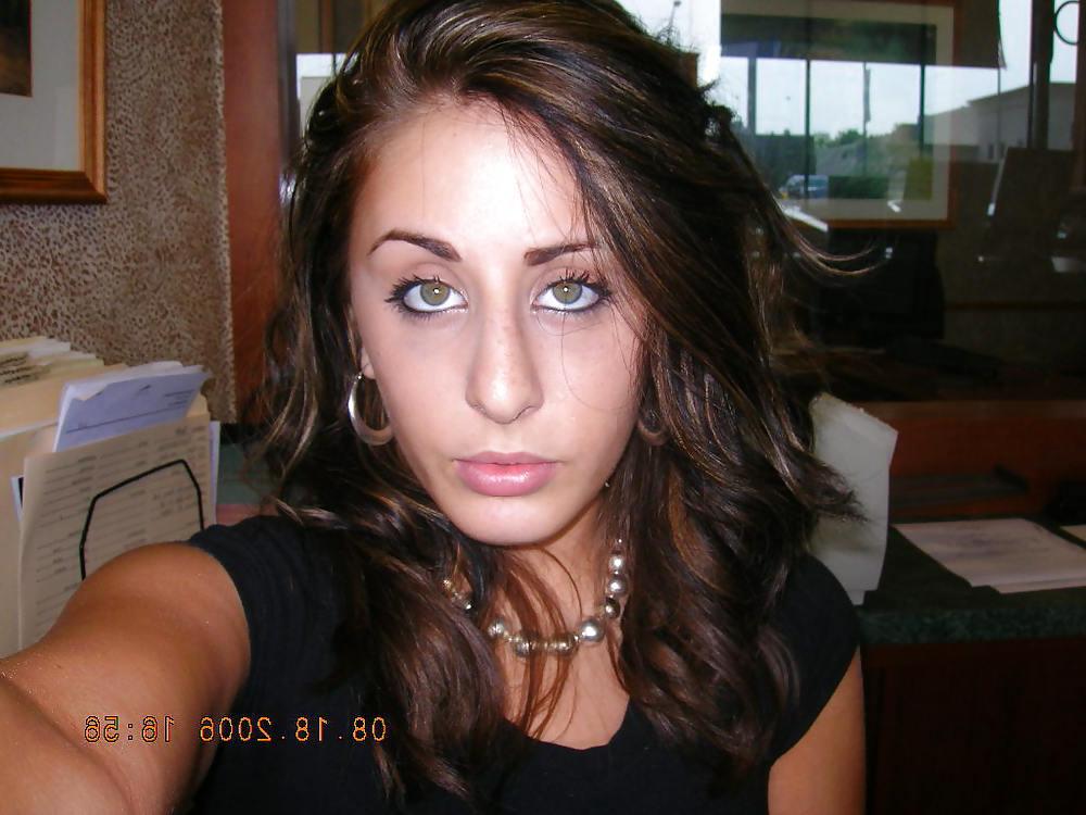 23P Beautiful woman gallery