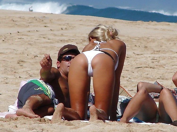 17P Beach Girls 8