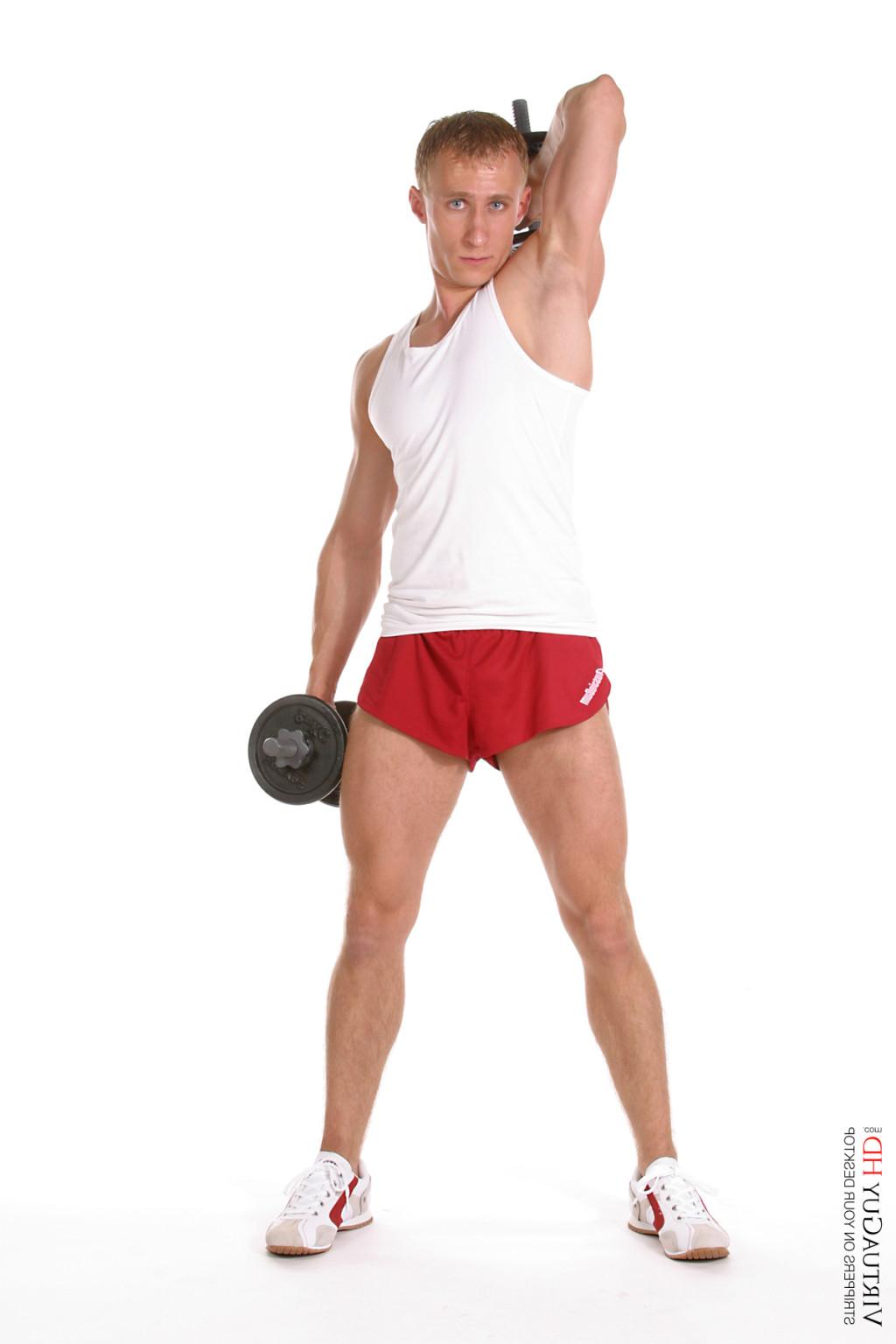15P Muscular blond guy does a workout absolutely naked