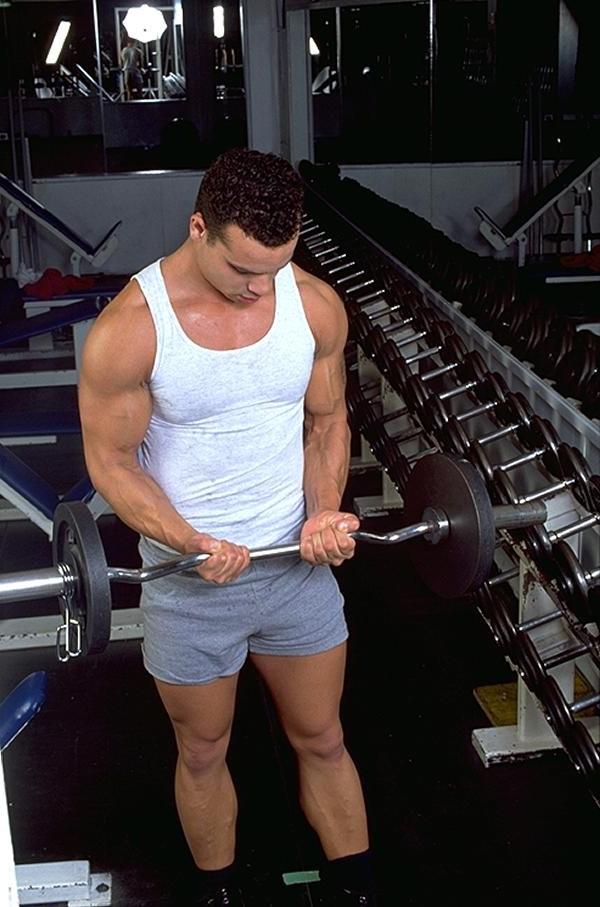 20P Sexy naked latino beefcake