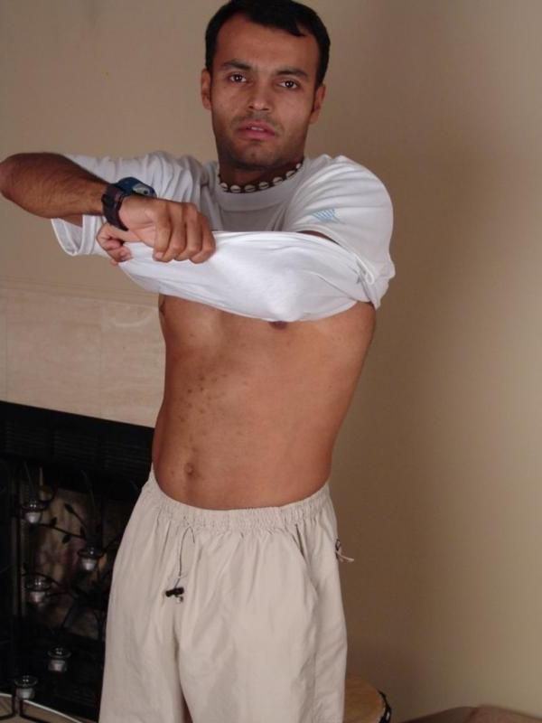 20P Nude latino stud