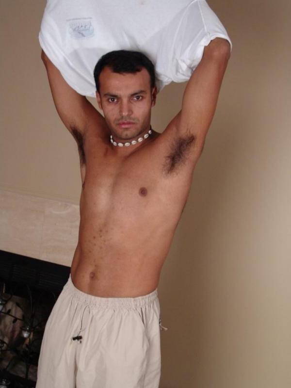 20P Nude latino stud