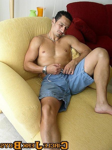 14P Latin stud with a tight ass and rock hard chest
