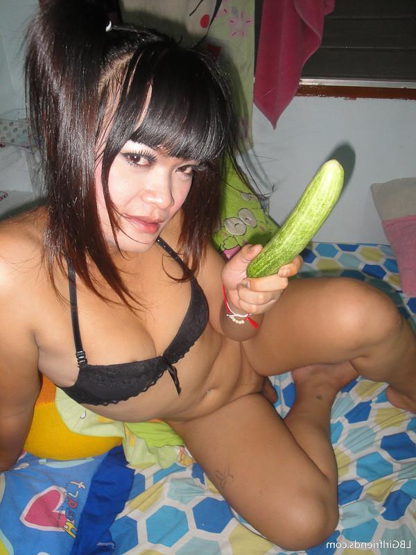 15P Naughty Ladyboy Girlfriend Masturbating Her Tight Ass With A Cucumber Shemale Am
