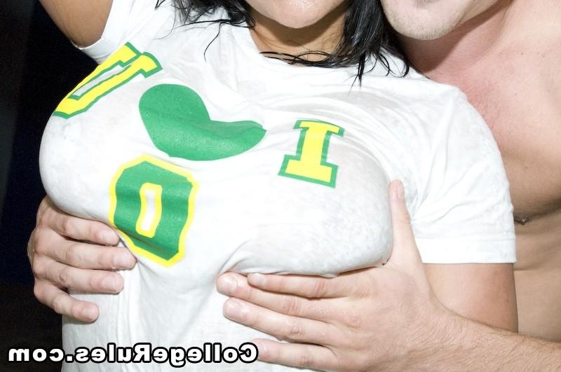 15P College girls were drunk then gives every men sloppy blowjob