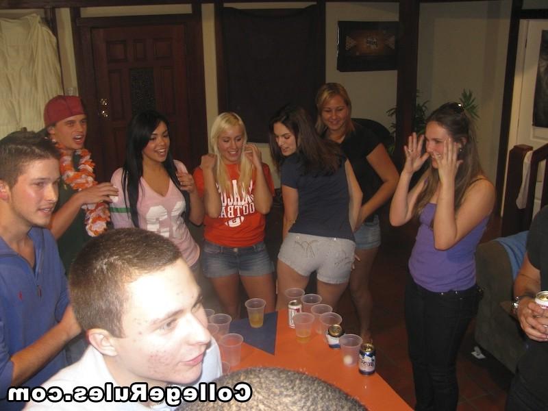 15P Sexy college girls show their tits and gets pounded