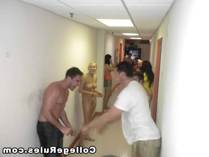 15P Tattooed college girl is getting pounded in a hard way
