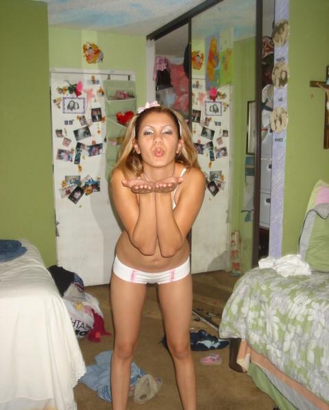 16P Sexy Latina cutie poses in lingerie