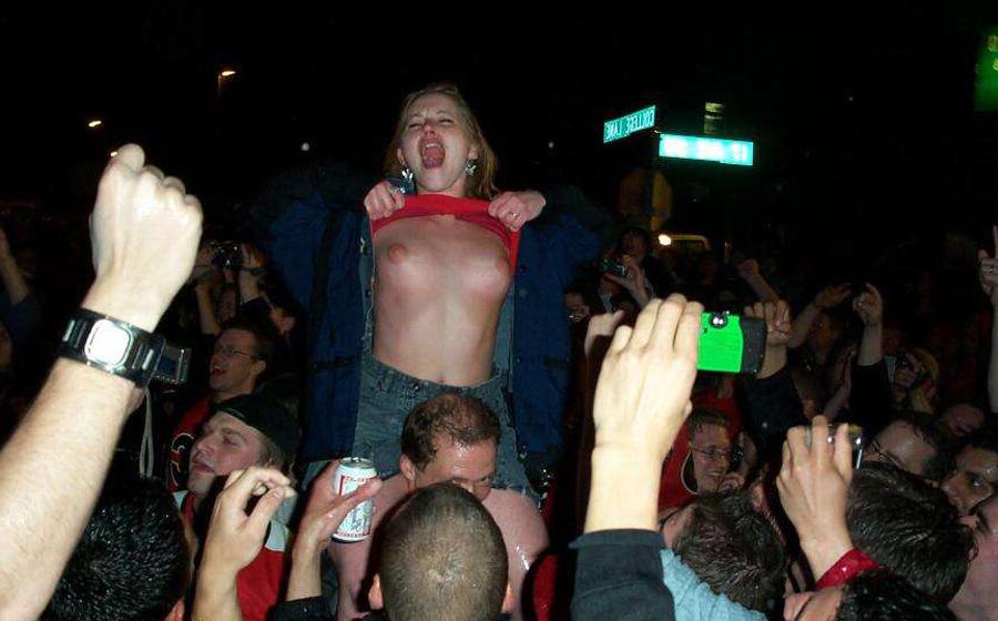 15P Wild smashed amateur babes flash their tits