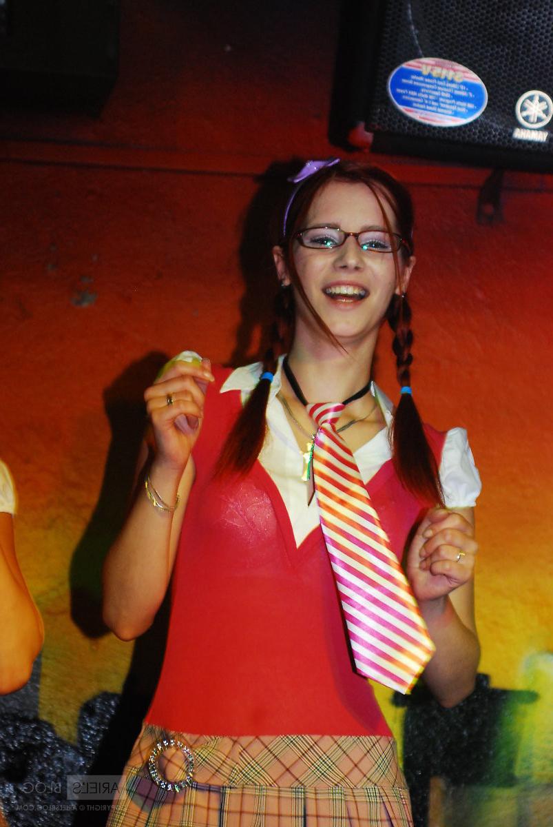 16P Redhead schoolgirl stripper