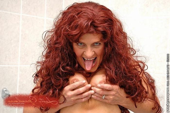 8P Horny cocklover matron fucking with her lover boy