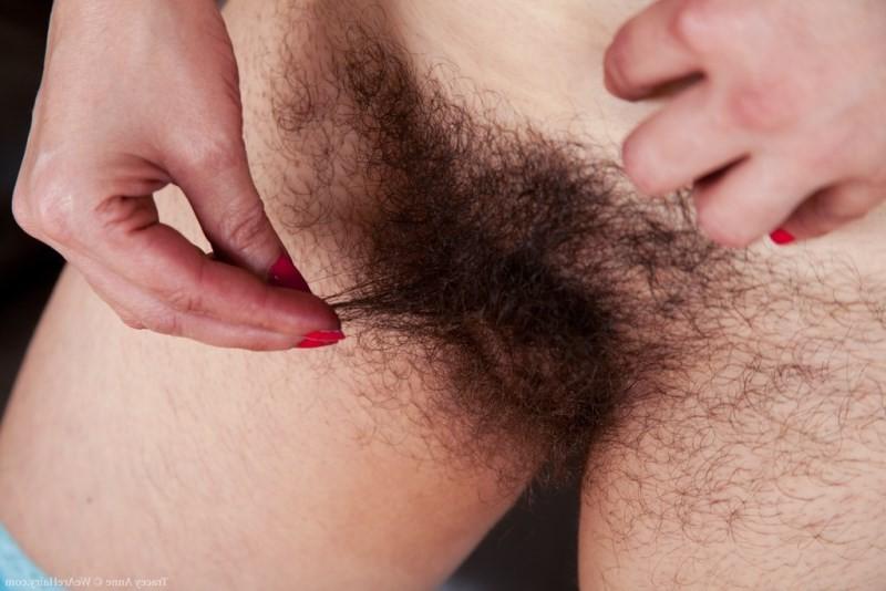 15P Hairy mature Tracey