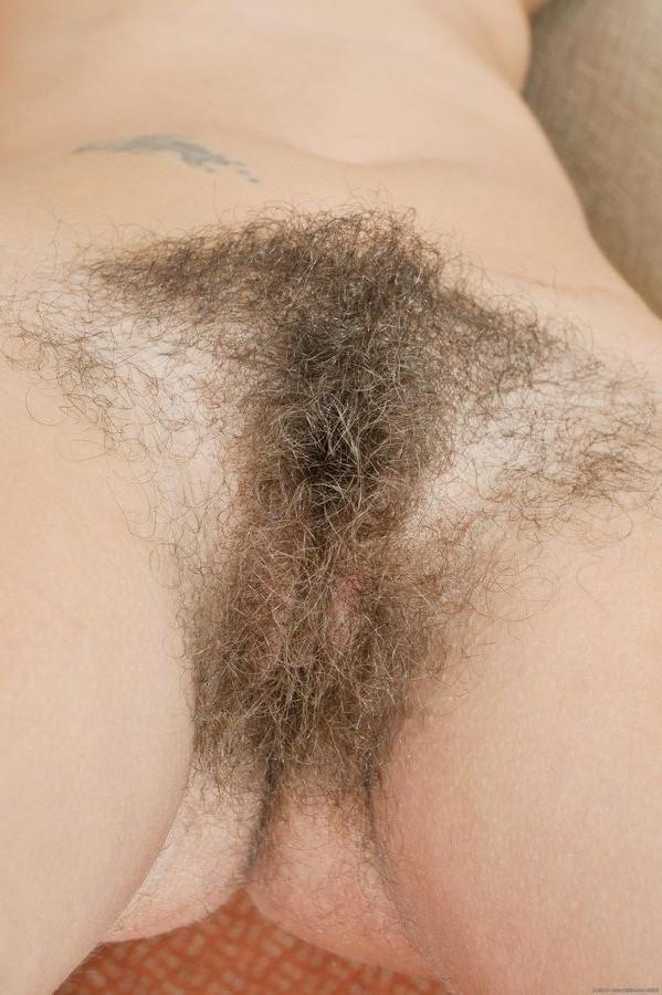 16P Stunning Hairy Redheaded Hottie Has A Super Furry Pussy