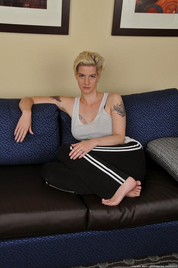 7P Tattooed Hairy Blonde Amateur Girl Shows Her Furry Pussy
