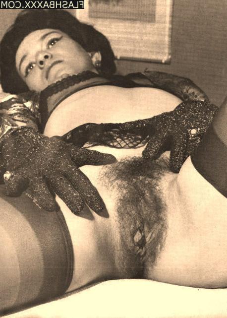 15P EXtra hairy pussy form the old days