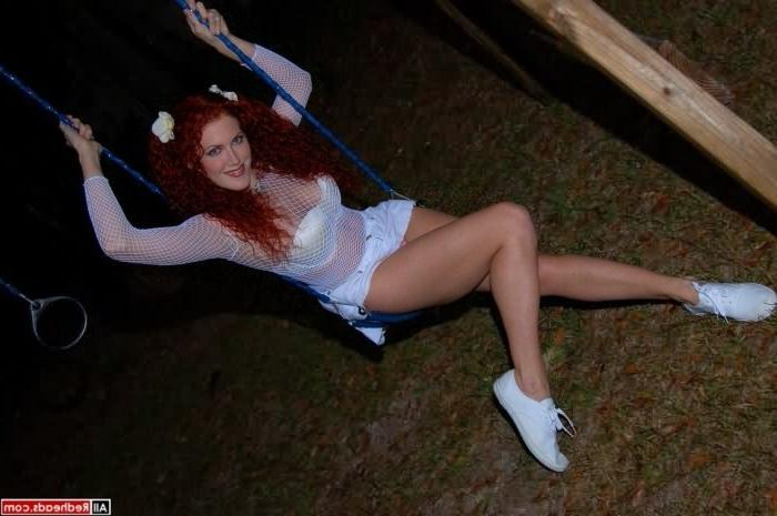16P Red Bush Upskirt Babe Goes Pantyless Outdoors on a Swing