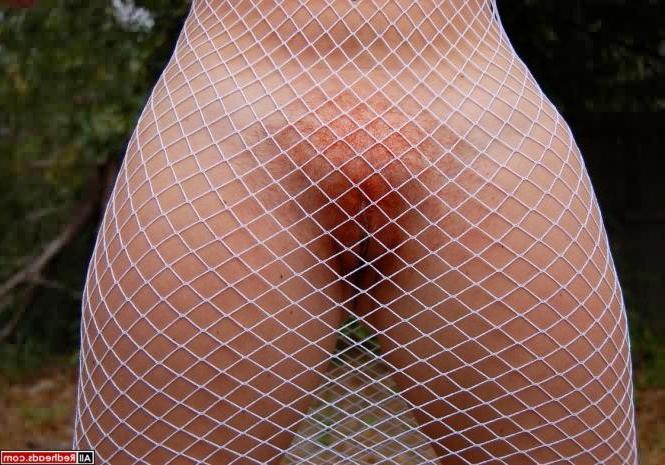 16P Red Bush Upskirt Babe Goes Pantyless Outdoors on a Swing