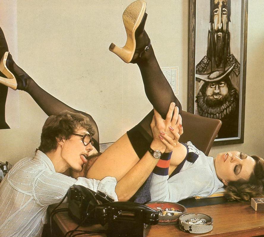 16P Two retro couples having dirty sex in an office