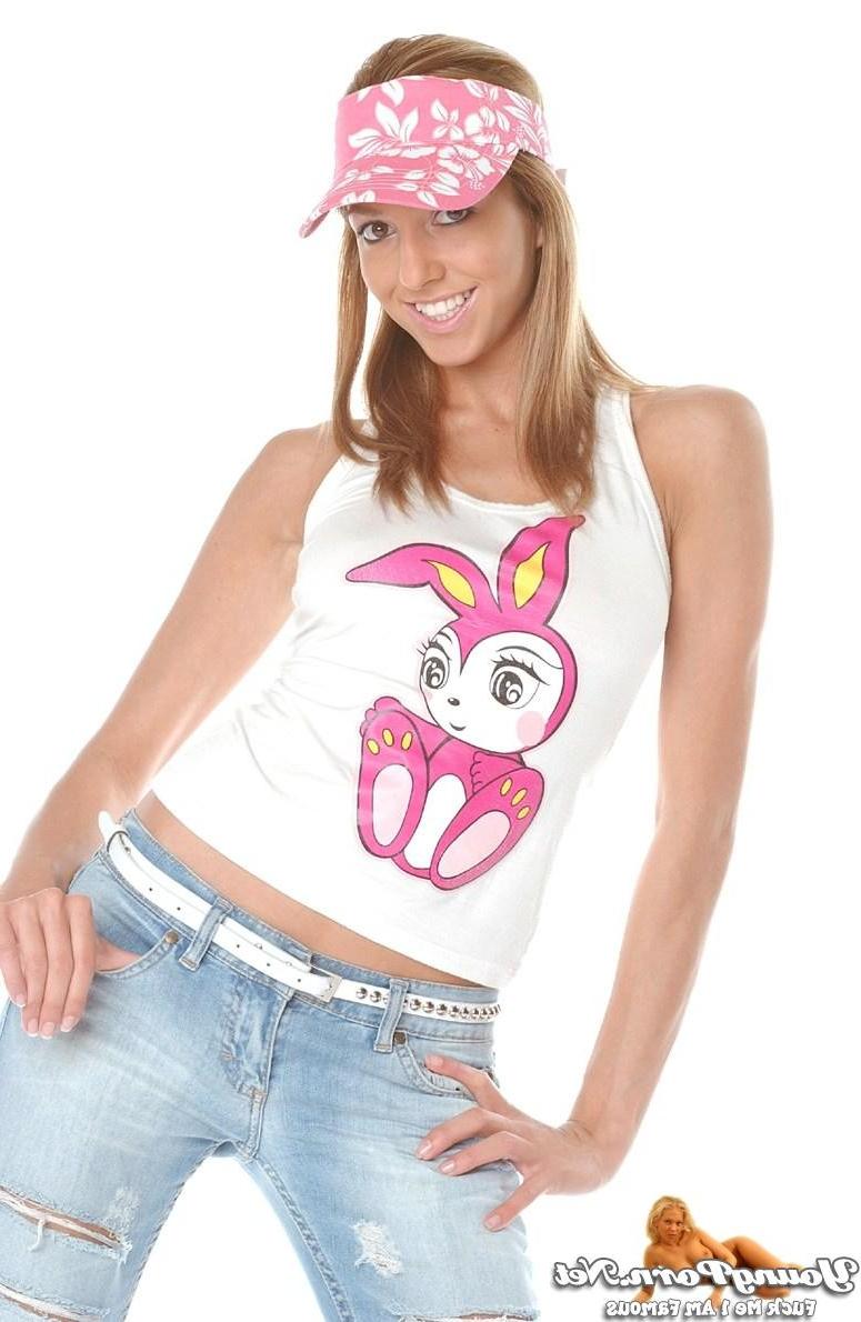15P Young skinny model stripping and posing