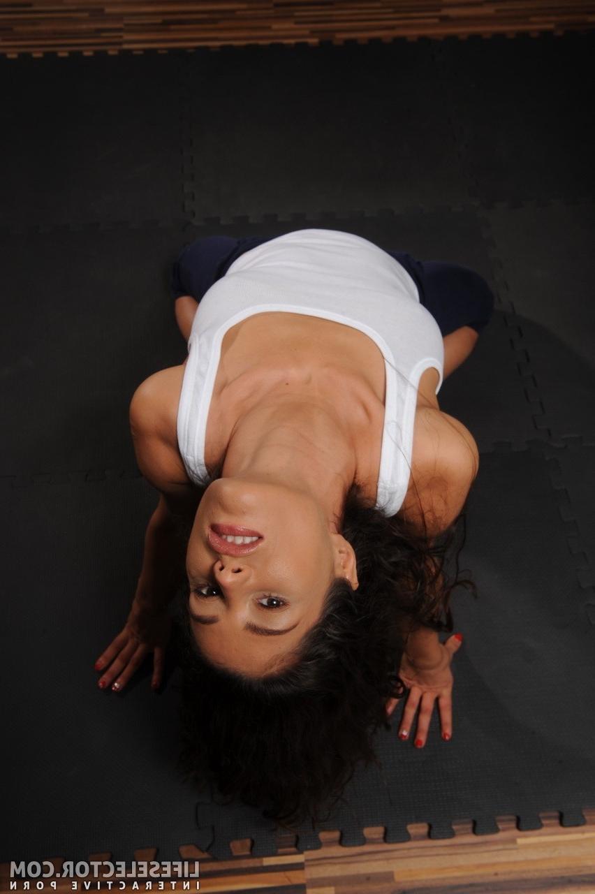 19P When yoga goes wrong 85238