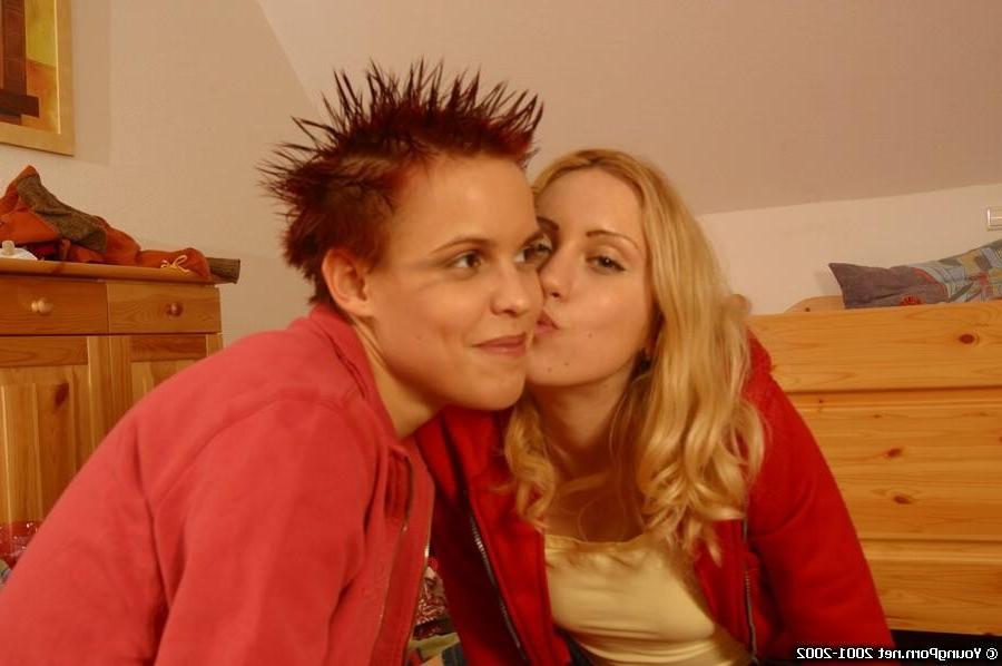 15P Sexy young ladies in hot lesbian action