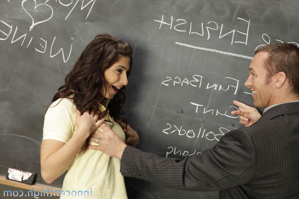 16P Beautiful schoolgirl in sex ed class