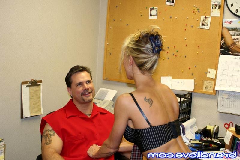16P MILF giving her husband a blowjob